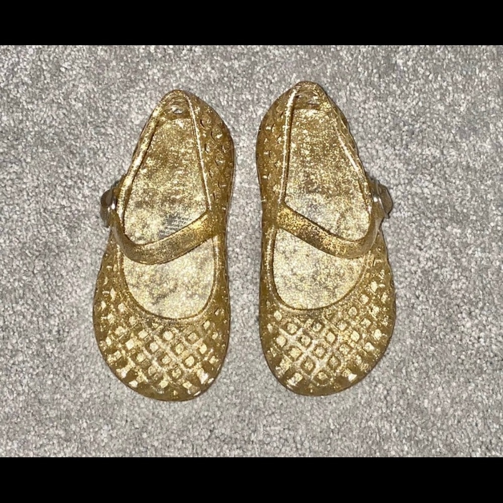 Old navy Toddler jelly sandals size 5